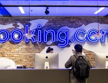 Booking.com: Οι οκτώ κορυφαίες τάσεις στα ταξίδια το 2019